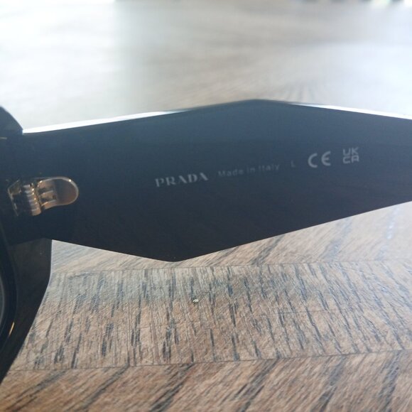 Prada Milano Spr17w Sunglasses - Picture 3 of 4